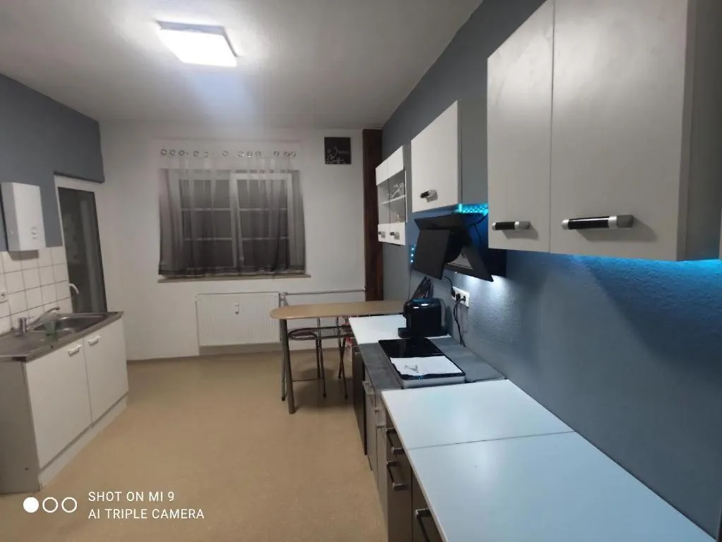 Complete Apartment Peacefully Situated Near The Airport Nurnberg